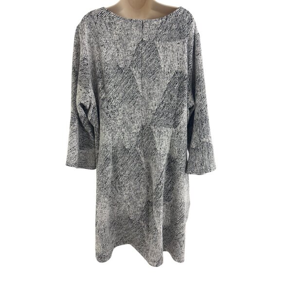 Sharangano Black & White Textured Knit Shift Dress Bell Sleeves Size 24W 3X Plus - Picture 4 of 8